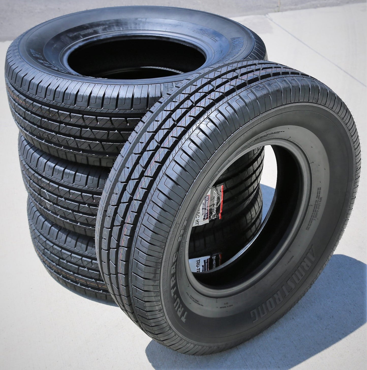 Versatile ARMSTRONG TRU-TRAC H/T LT275/65R18 123/120R BSW ALL SEASON TIRE Fits: 2019-23 Chevrolet Silverado 1500 LT Trail Boss, 2019-21 GMC Sierra 1500 AT4