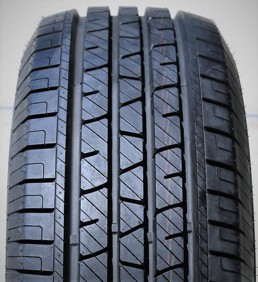 Versatile ARMSTRONG TRU-TRAC H/T LT275/65R18 123/120R BSW ALL SEASON TIRE Fits: 2019-23 Chevrolet Silverado 1500 LT Trail Boss, 2019-21 GMC Sierra 1500 AT4