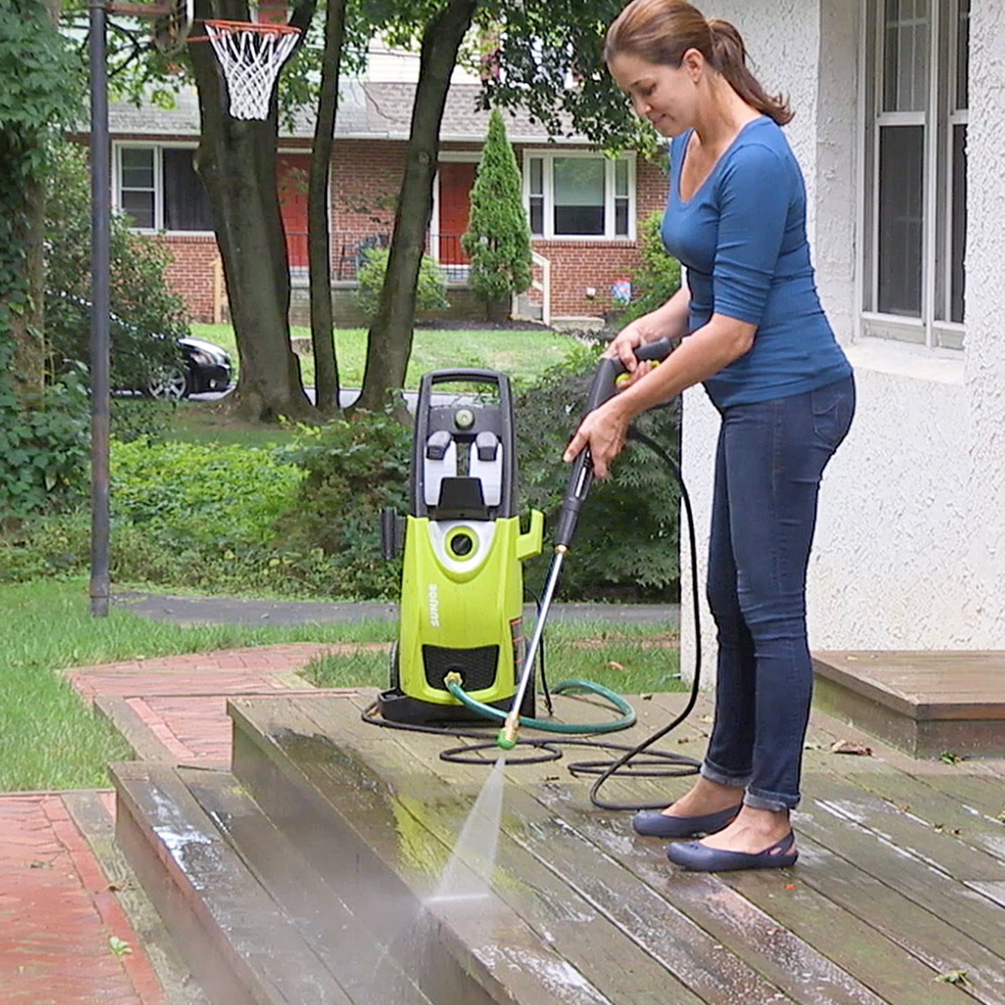 Versatile Sun Joe House + Deck All-purpose Pressure Washer Rated Concentrated Cleaner , 1 Gal.